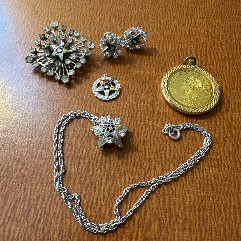 Diamond Rhinestones Order o/t Eastern Star Vintage Brooch, Pendants, Earrings